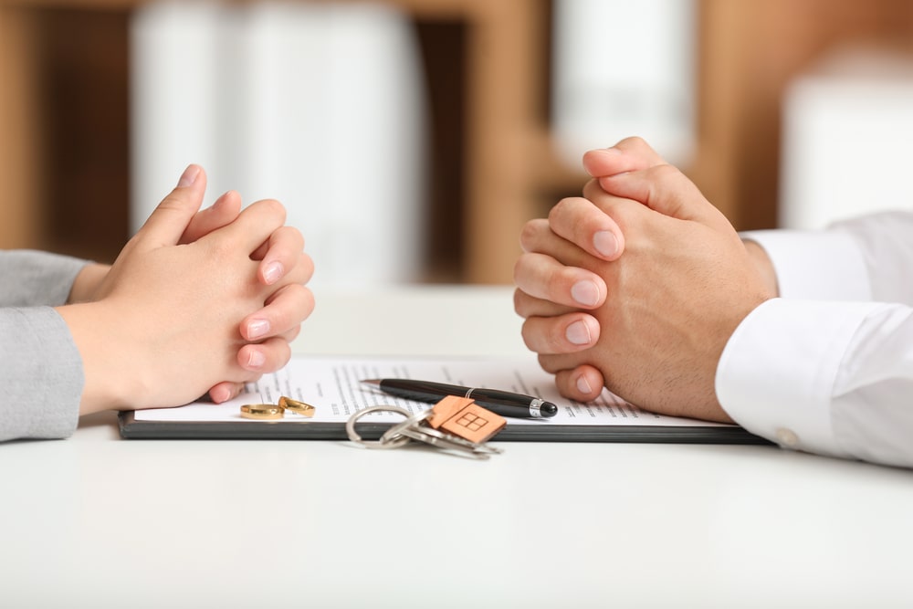 What's the Difference Between Annulment and Divorce in Maine